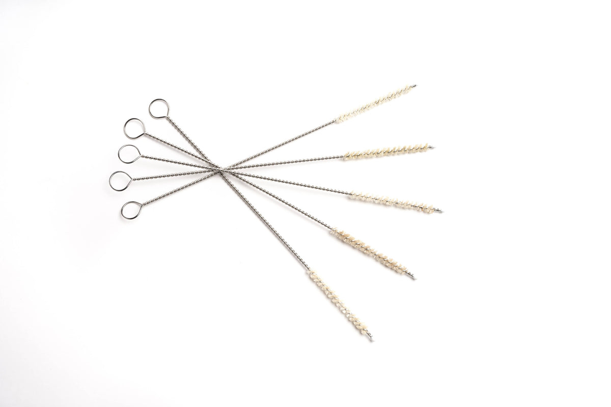 Shuki Agave Fiber Straw Brushes with natural bristles and wooden handles for cleaning and crafting.