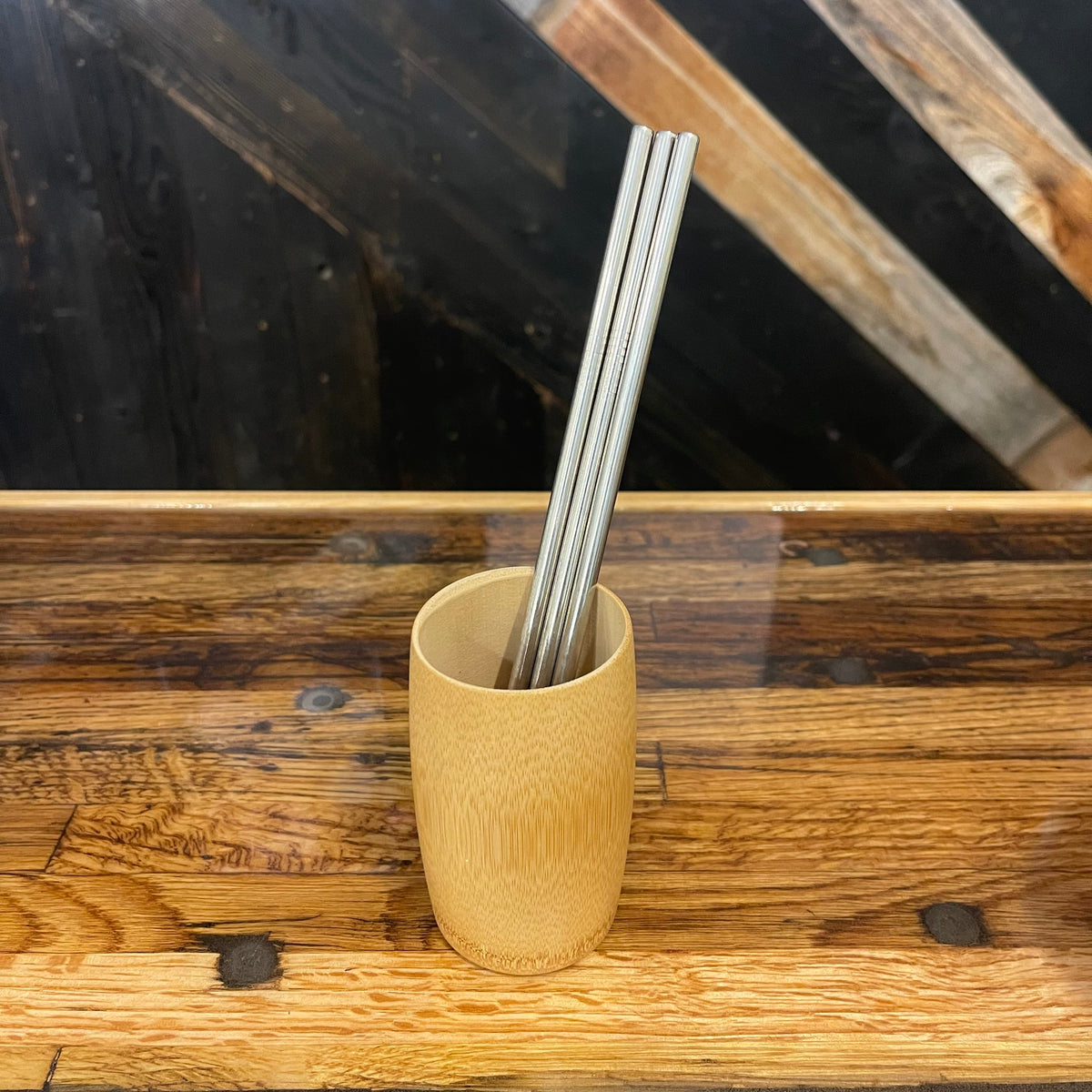 Assorted stainless steel straws from OTB Refills, straight design, reusable and eco-friendly drinking straws.