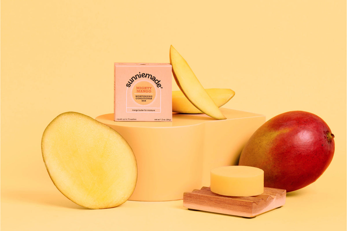 Sunniemade shampoo bar with natural ingredients, shown in a close-up image on a white background.