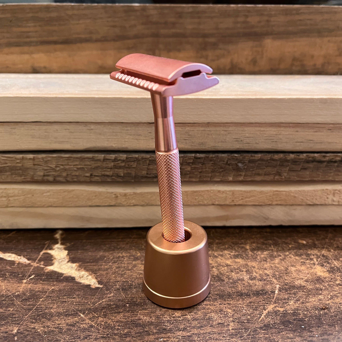 Coated brass safety razor by Ningbo Haward Razor, featuring a sleek handle and traditional shaving head for a close shave.