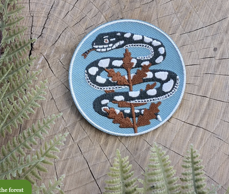 ilikesara patches displayed on a screen, showing various colorful fabric patches with unique designs and patterns.